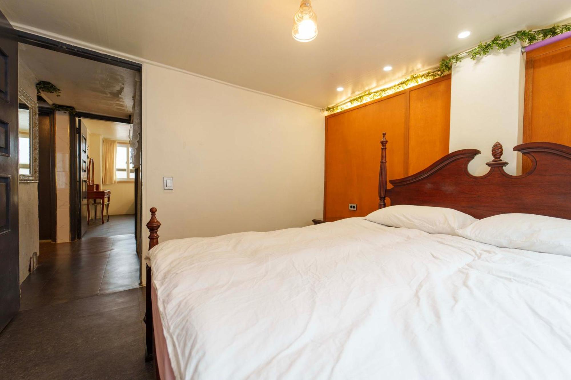 Gu & Anne House Sinchon Appartement